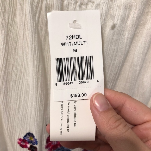 NEW French Connection off-shoulder Floral Top - Picture 6 of 8